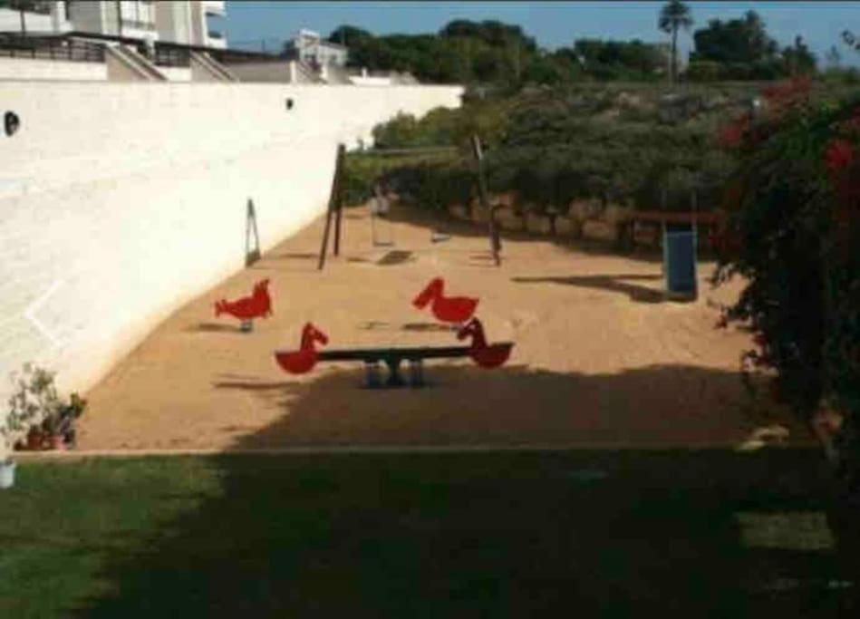Top-Floor Beachfront Apartment With Parking, Pool, & Spacious Sea-View Balcony Villajoyosa  Exterior foto